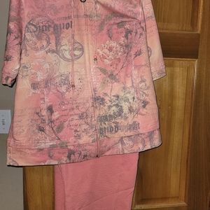 Green Tea XL Capri Pants and Zip up Hoodie